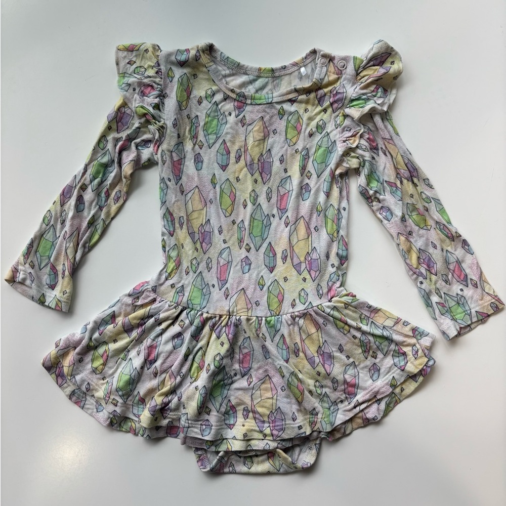 Colorful Gemstone Patterned Twirl